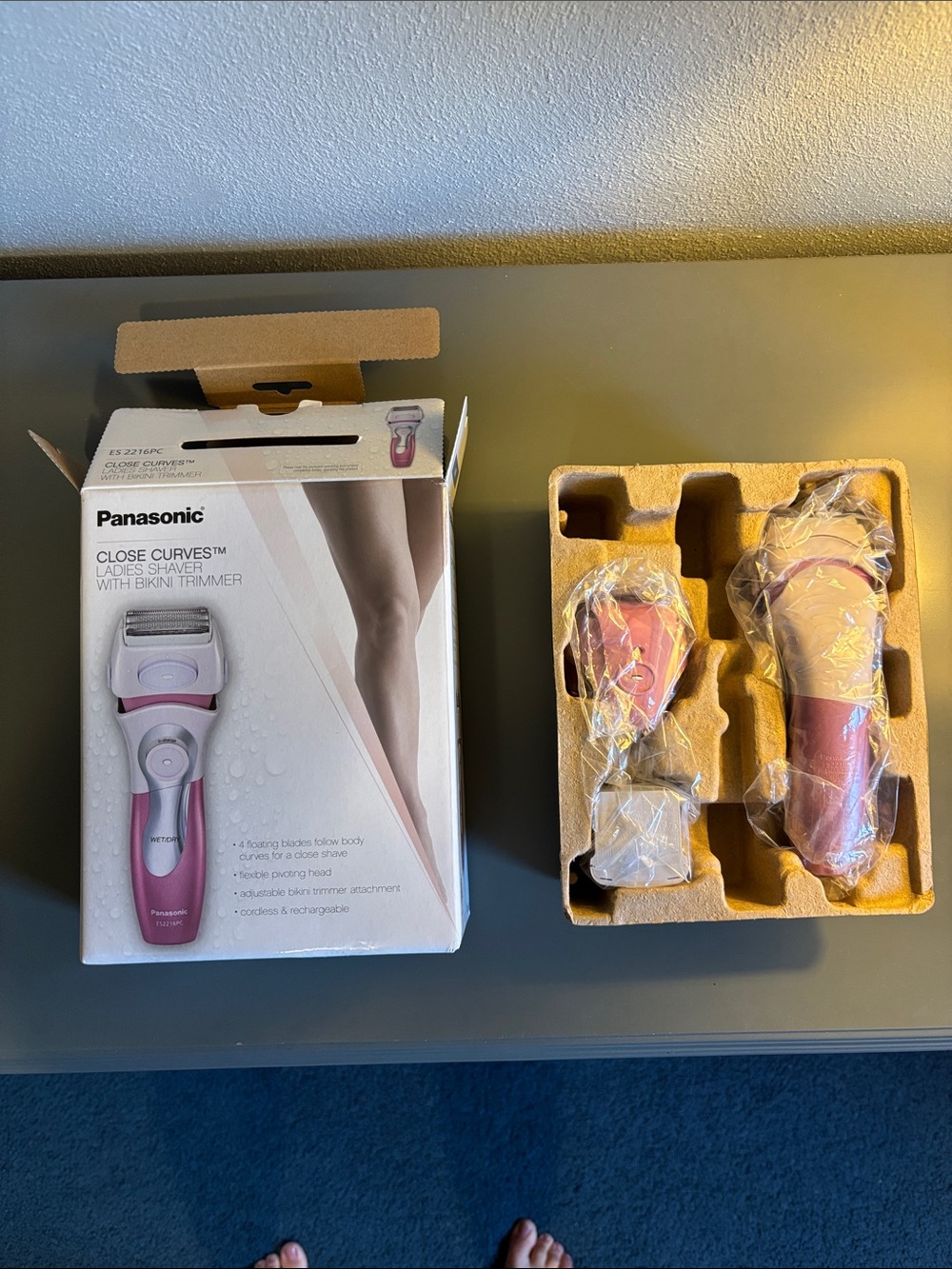 Ladies Panasonic Close Curves Cordless Rechargeable Electric Shaver